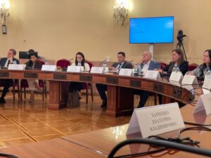 Сотрудники ИРЗАР приняли участие в заседании Комитета Государственной Думы по просвещению на тему патриотического воспитания детей и молодежи